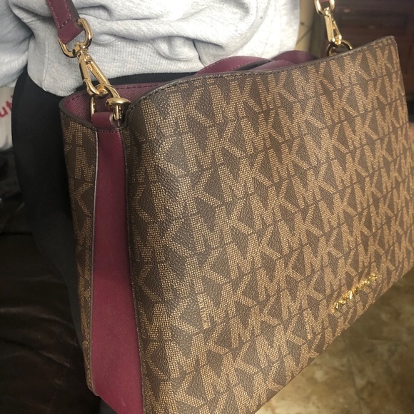 MIchael Kors handbag - Picture 15 of 16